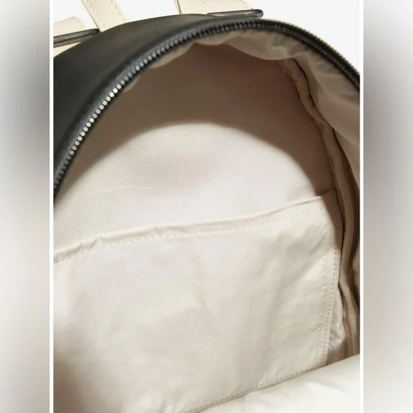 Loungefly Disney Hocus Pocus Binx Glow-In-The-Dark Mini Backpack NWT Sale - Picture 3 of 7